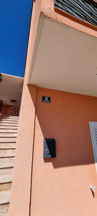 Guest House Ana 0*, Split Croatia
