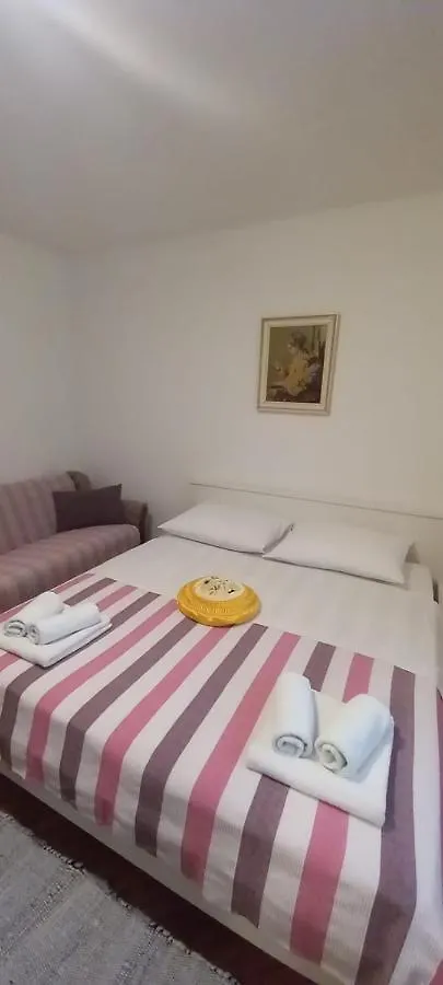 Guest House Ana Apartment